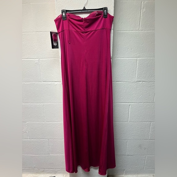 JS Boutique Elegant Pink Strapless Gown - Picture 5 of 7